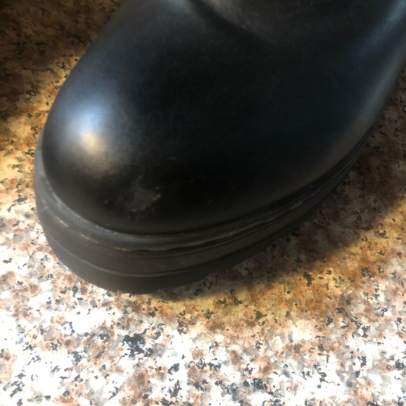 Mia boots 8M - Picture 3 of 4